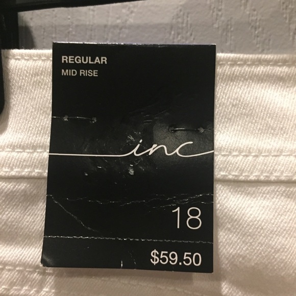 Plus size white shorts! - Picture 4 of 6